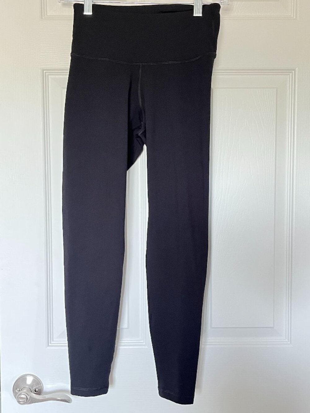 Old Navy Active Elevate Black Leggings size Small athleisure wear sleek gym look